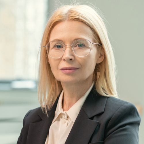 Portrait Maître Adrienne Saint-Germain